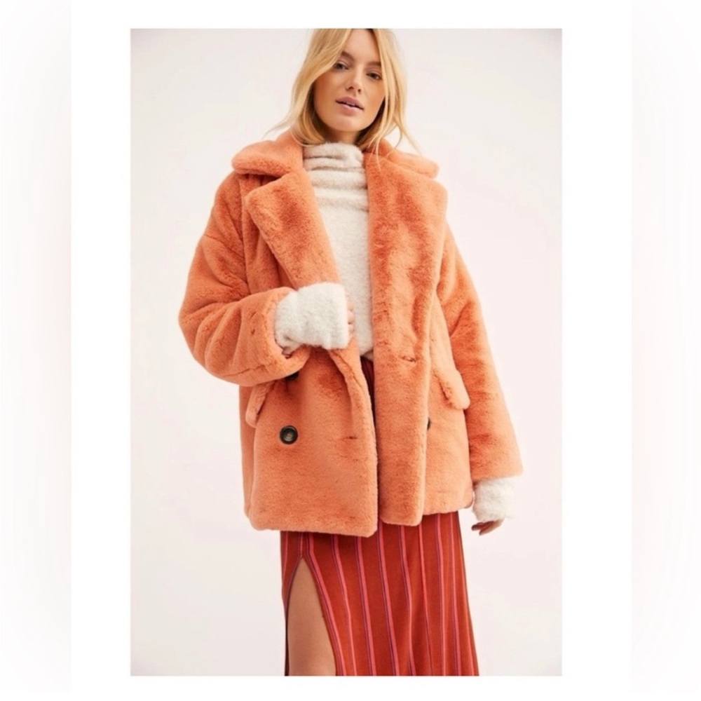 Free People Kate Faux Fur Jacket in Coral S - Picture 4 of 7